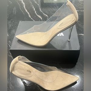 BRAND NEW Fashion Nova Heel Size 8.5 Women’s